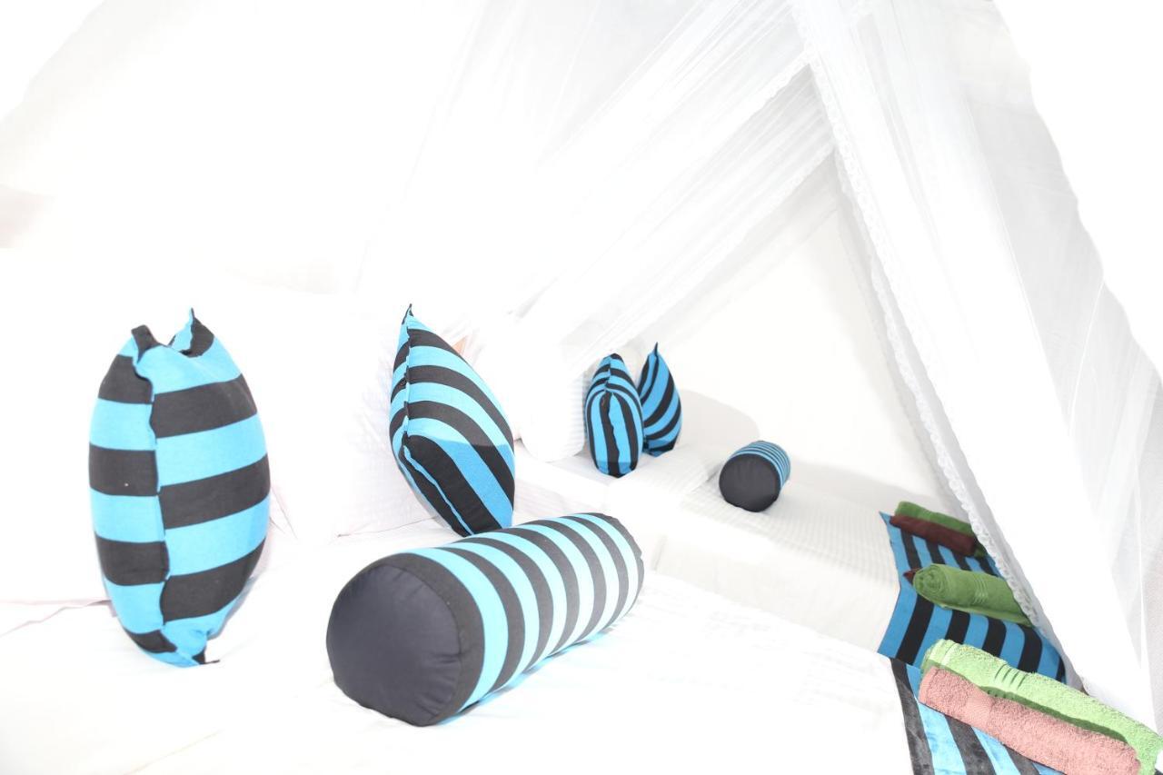 River Forest Nest Ella Exterior foto